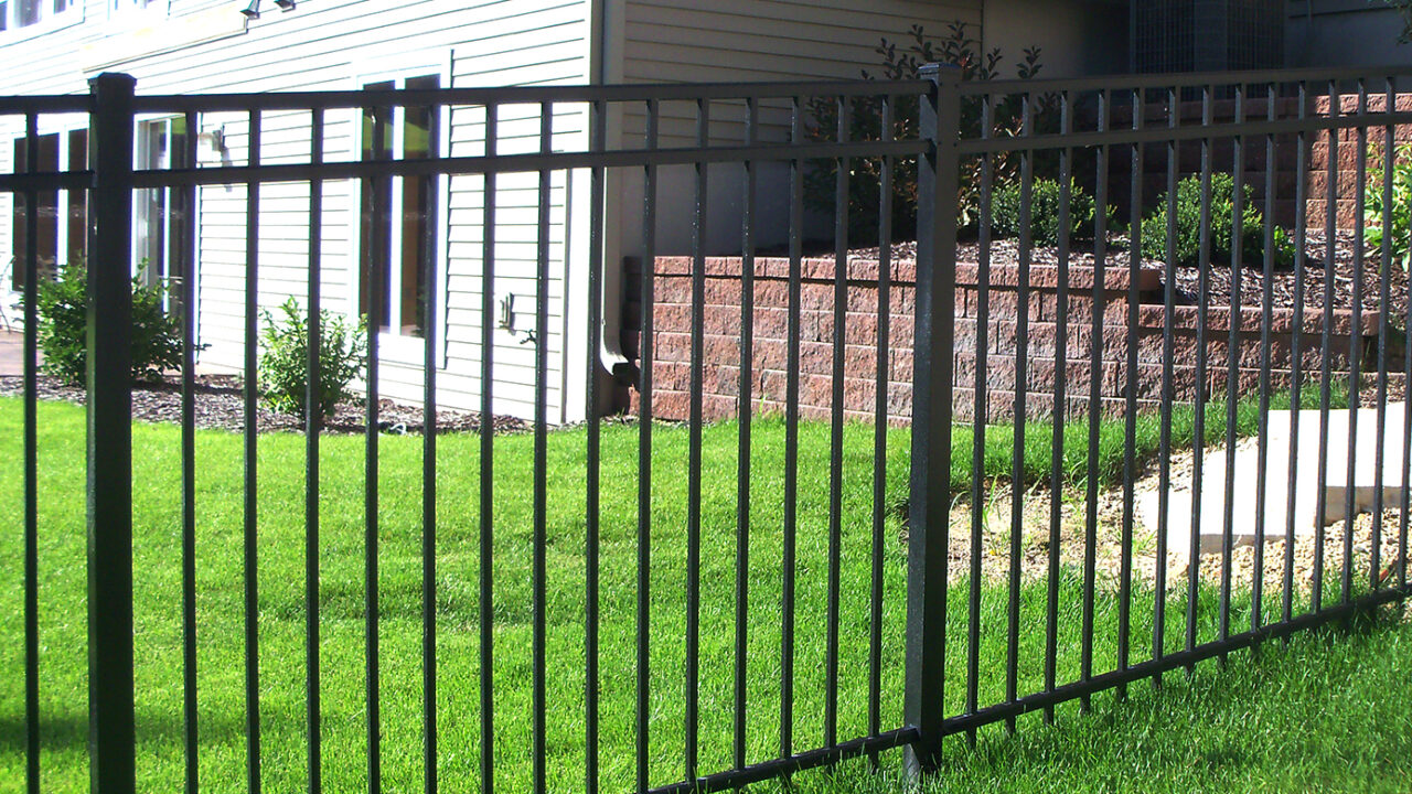 Premium DIY Fence Kits in Minneapolis